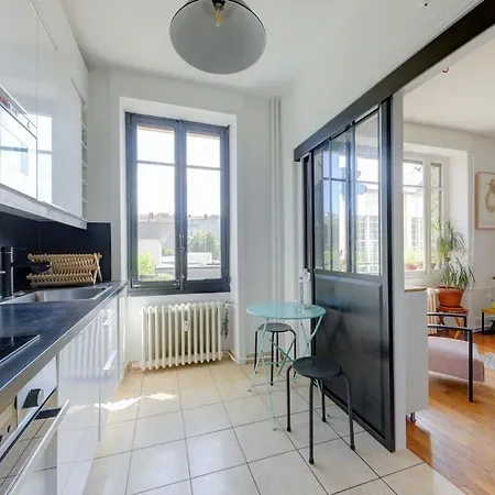 Lägenhet Perfetti 2 - Ci - 2 - Bedroom For 4 People Croix Rousse